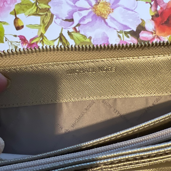 Michael Kors Genuine Leather Wallet - Picture 9 of 11